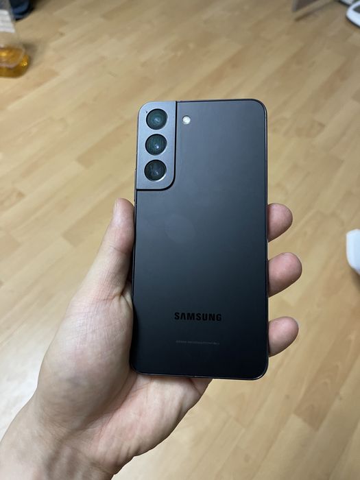 Самсунг Galaxy S22 256гб