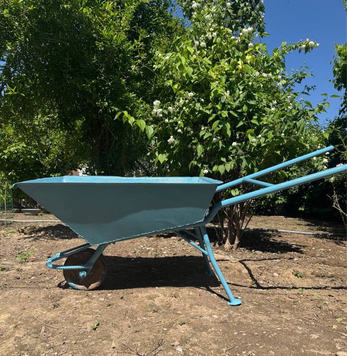 Тачка строительная, садовая