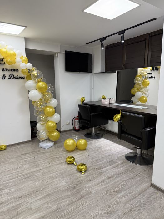 Închiriem post de coafor