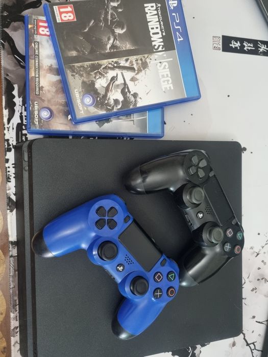 Ps 4 slim и 2 джойстика +Mortal kombat 11 Ultimate
