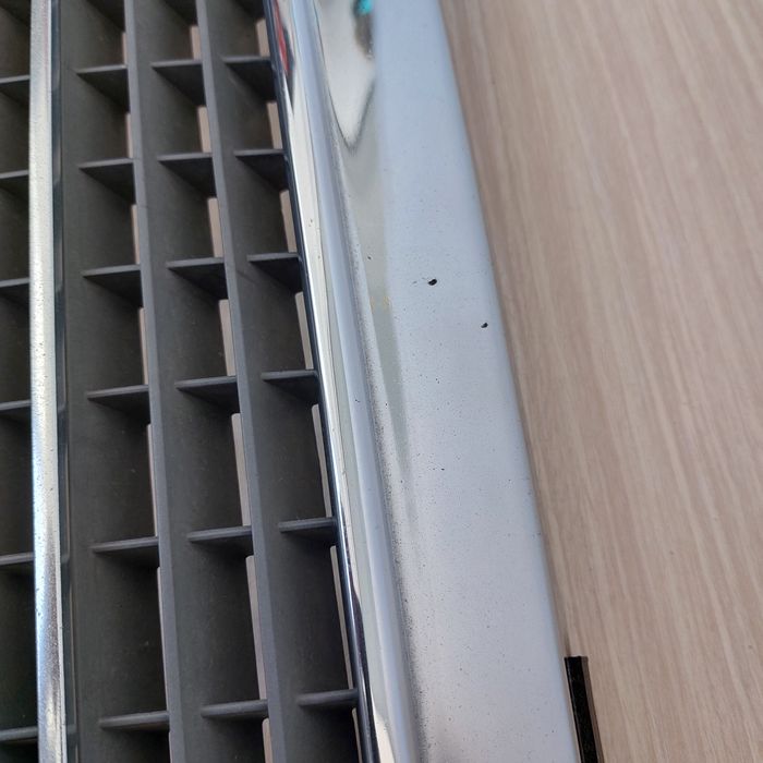 Решетка мерседес 124 ешка оригинал