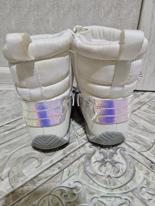 Продам сапоги-дутыши 23 р