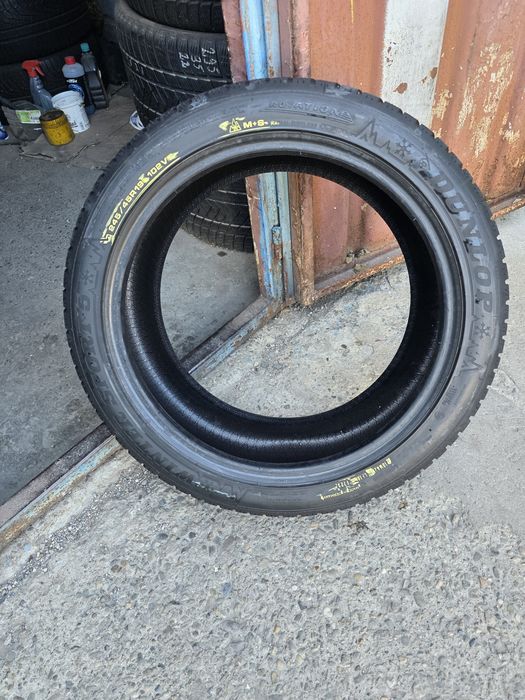 Anvelope Iarnă 245.45.19 Dunlop An 2023