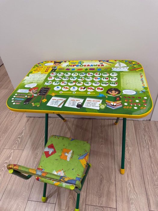 Продам детский стол и стул Nika