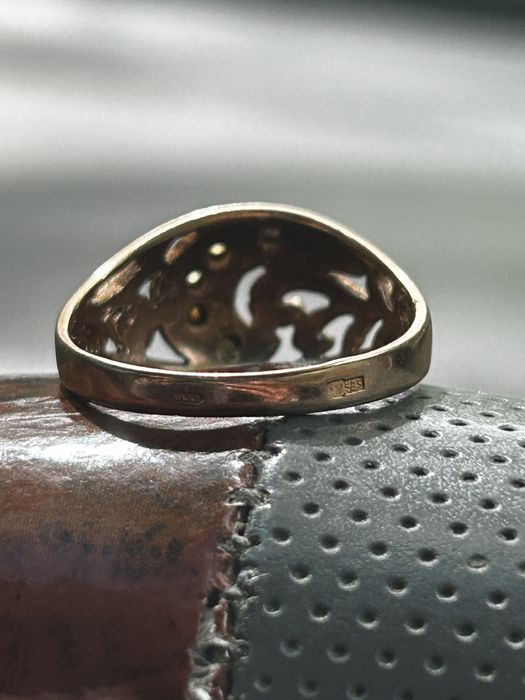 Кольца красное золото 585