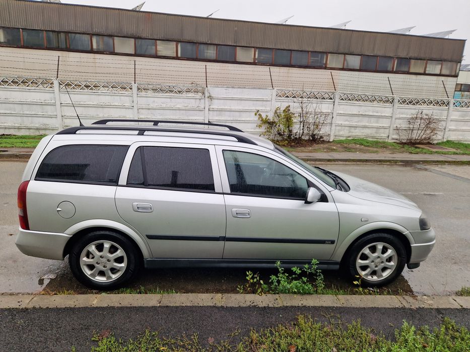 Opel Astra 16 benzina