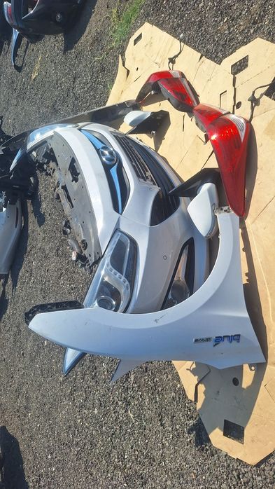 Fata completa Hyundai i40 2017 Bara far xenon aripi capota triple Oglinzi