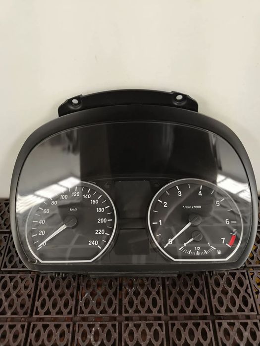 Ceas de Bord BMW seria 1 E81/82/87