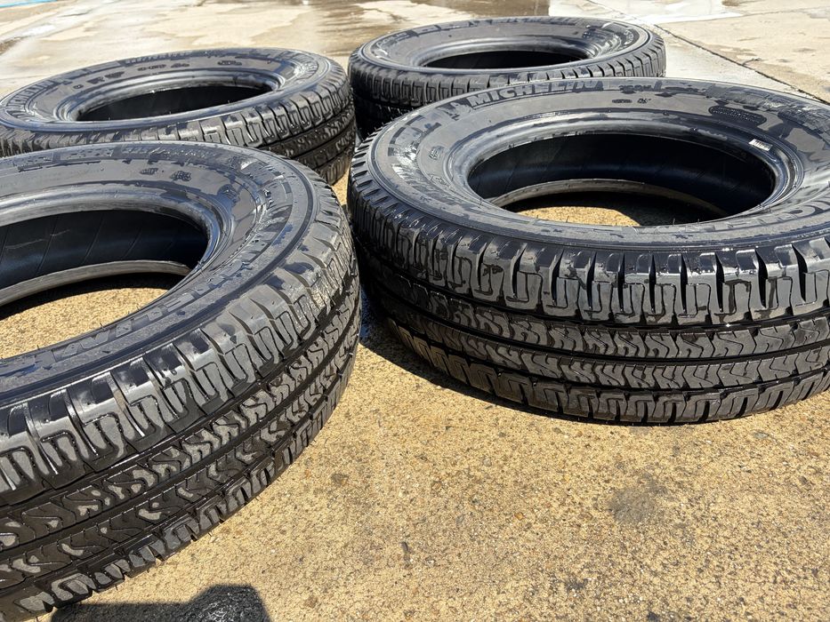 Set 4 anvelope Michelin Agilis Camping M+S, 225/65R17 CP