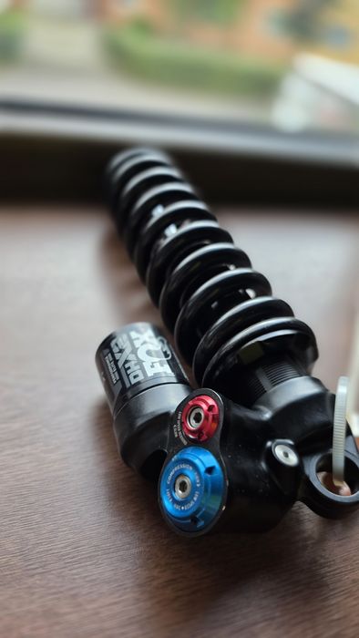 FOX DHX 2 Performance Elite 250 x 75 mm, LSC, LSR. Spring 
250 x