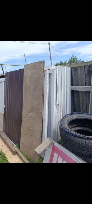 Продам пластиковый перегородки