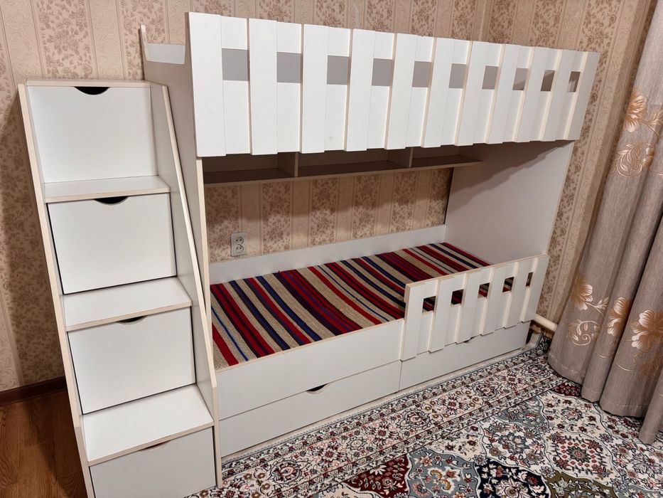 Детский кровать