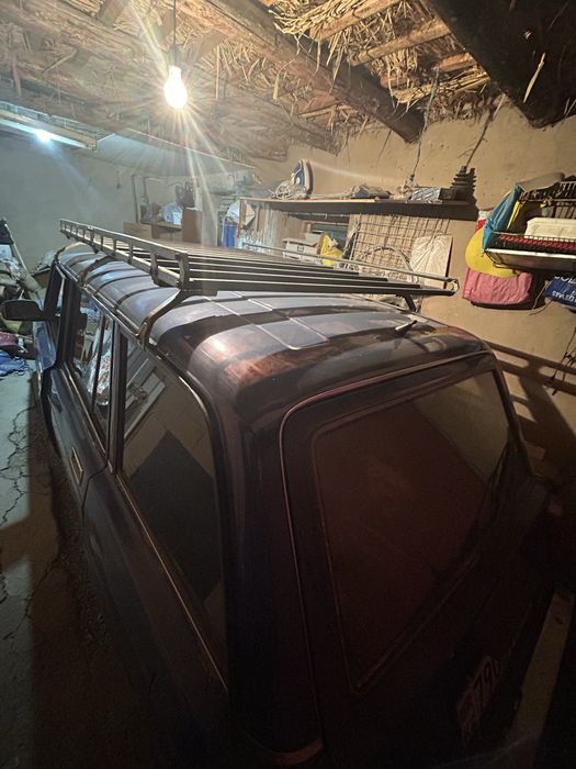 Срочна продам машину ,жигули 2104