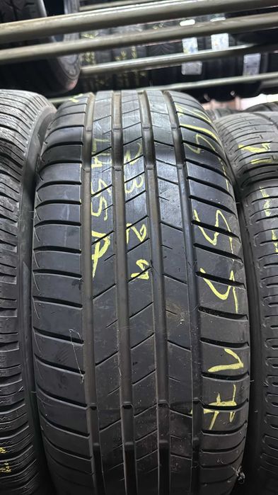 Oferta! Lassa Revola 215/55 R17.
