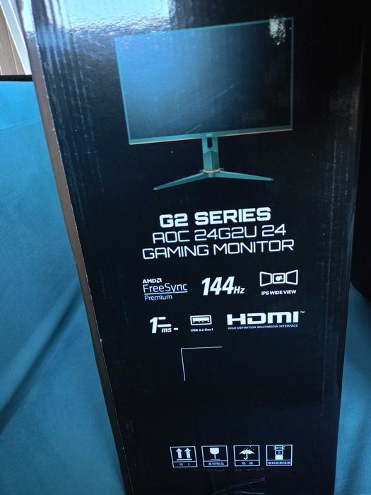 Монитор AOC 24G2U, 144hz, аос, 1080p