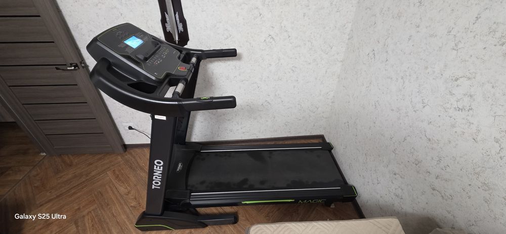 Продам беговую дорожку TORNEO