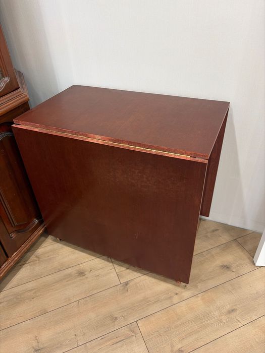 Продаю раскладной стол