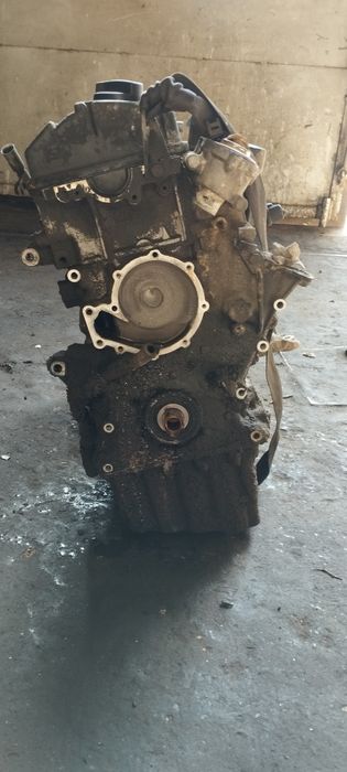 Двигатель по запчастям M102 2.3 мерс
