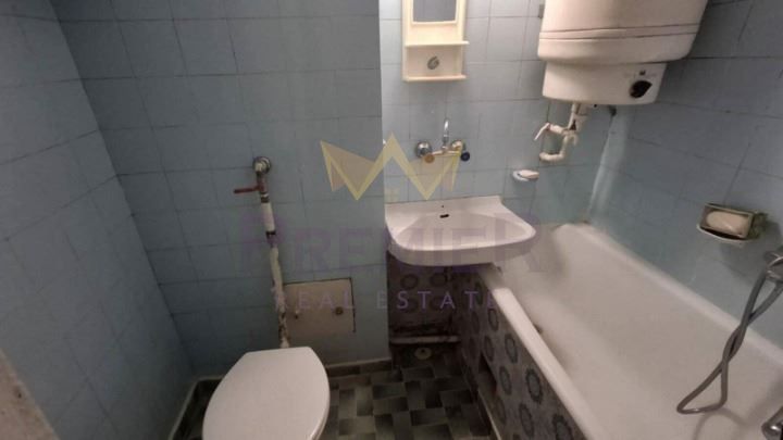 Продава се Двустаен апартамент в Бургас, Славейков - 60 кв.м за 1850 €/кв.м - Снимка #7