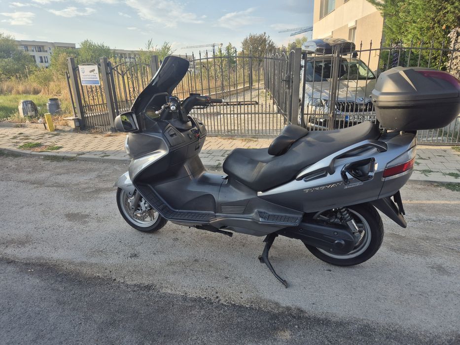 Suzuki Burgman 650 executive