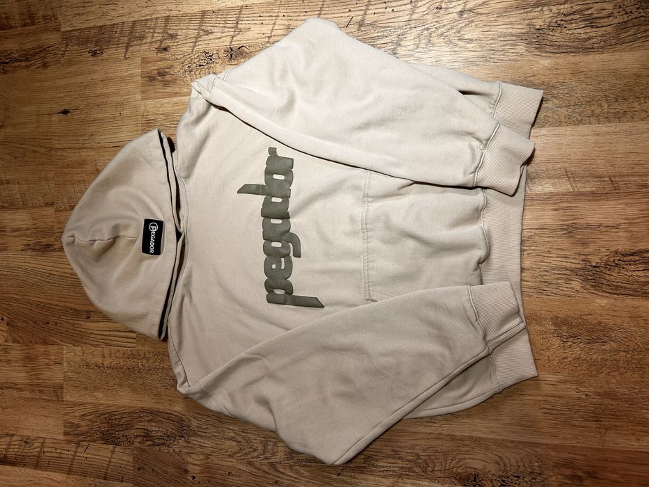 pegador hoodie като ново