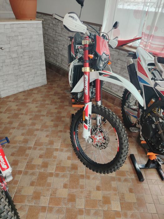 Enduro-cross  Fantic xef competition trail  ( ktm yamaha a