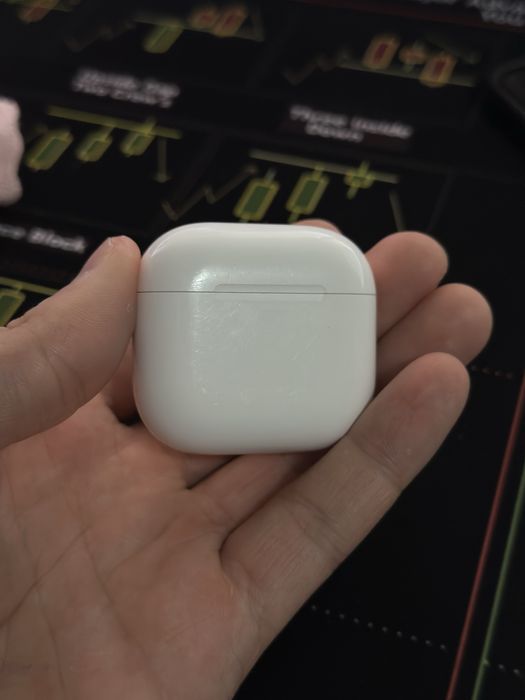 Apple Air pods 4