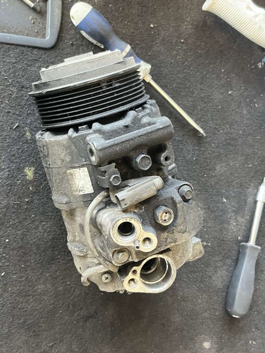 Климатичен компресор Mercedes W204 W212 W207 C204 C Class E 350 дизел