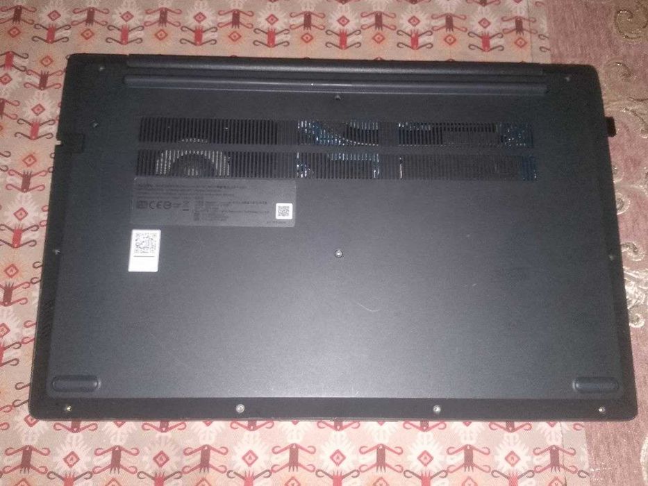 Lenovo V15 G4 IRU i5