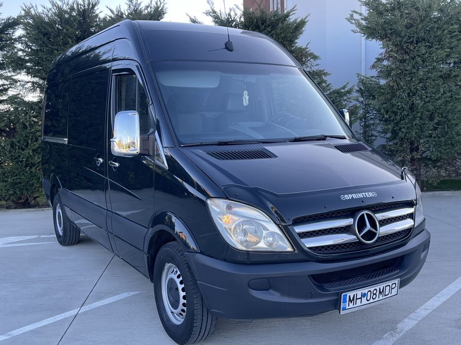Mercedes Sprinter 215 CDI 150 cp Automat