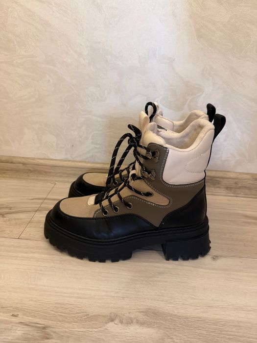 Зимни боти с дебела и плътна подметка