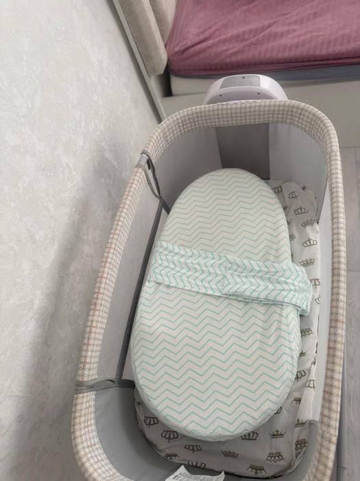 Детская кроватка и кокон