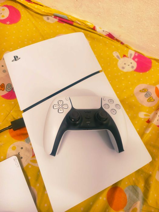 Playstation 5 825gb