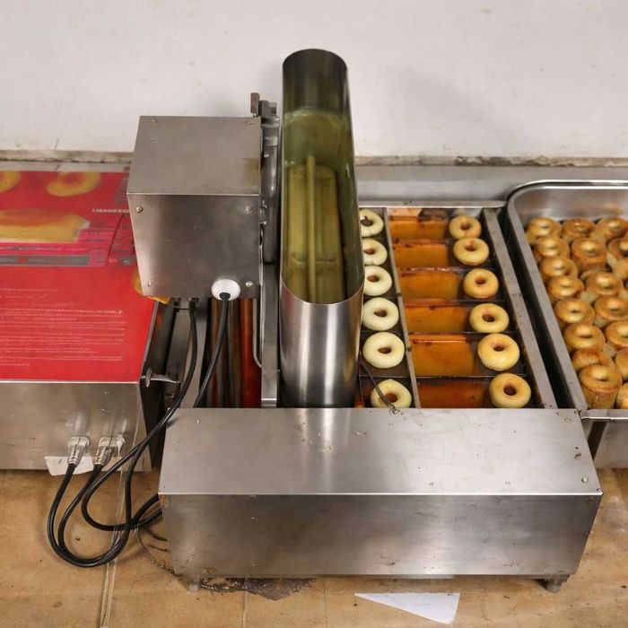 Машина за казанлъшки понички