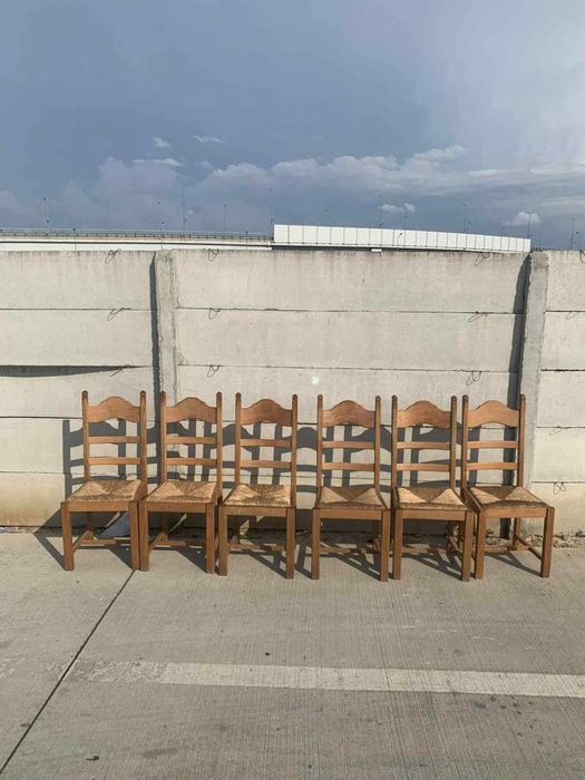 Set scaune din lemn masiv