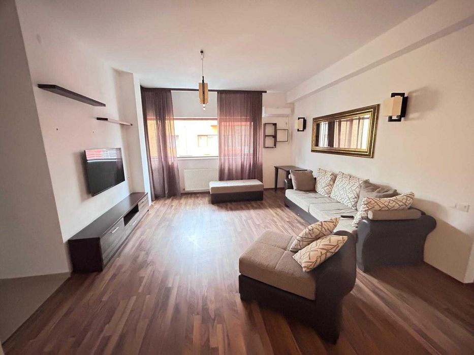 Apartament 3 camere de vanzare