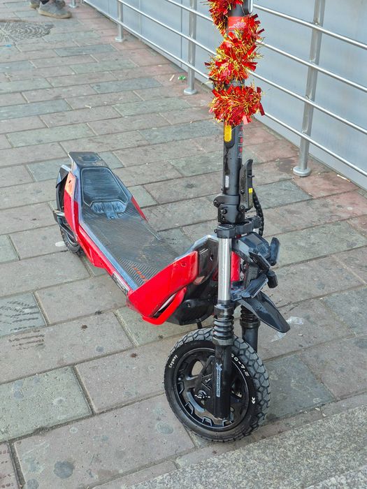Vând urgent Segway zt 3 pro