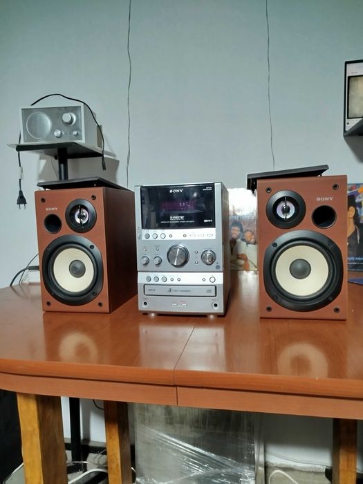 Sistem audio SONY model: SS-CSPZ70. Impecabil!