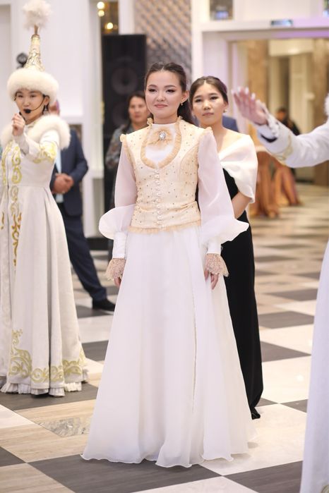 Платье на узату!