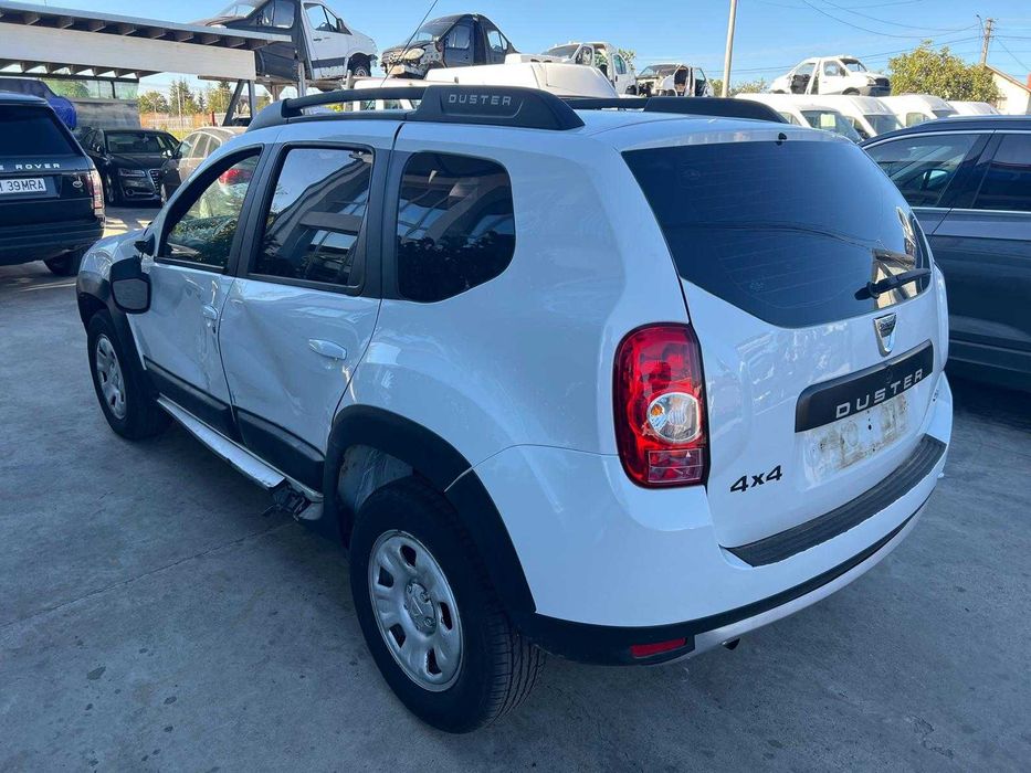 Dacia Duster 2012 1.5 dci usor Avariat