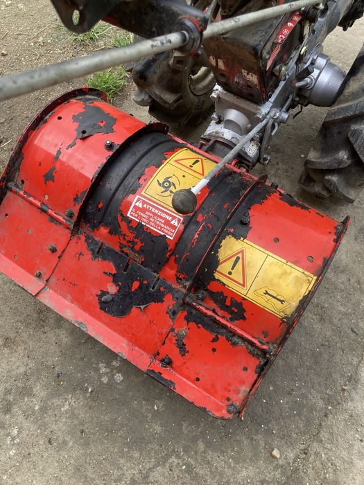 Vând motocultor profesional Antonio Carraro, model 42 / 472, fabricat în Italia