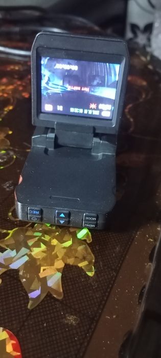 Продам регистратор снимаетв хорошем качестве