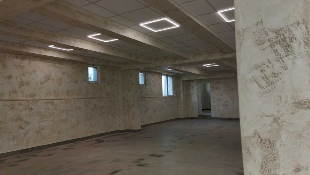 Дава се под наем Промишлена сграда в Плевен, Индустриална зона - Запад - 1700 кв.м за 6800 € - Снимка #8