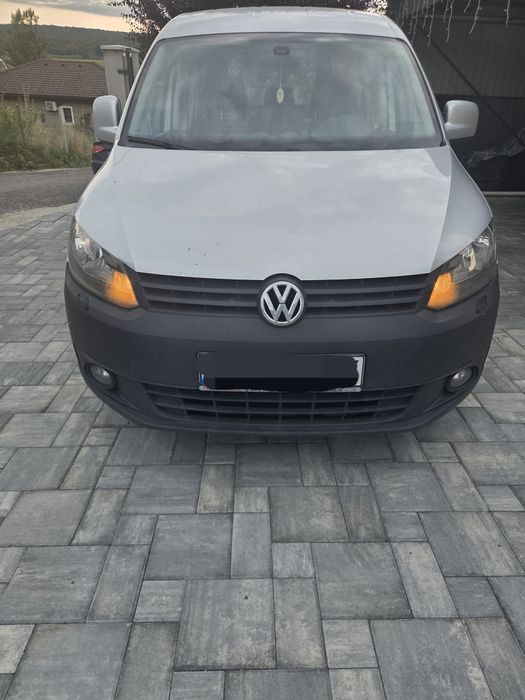 Vând Volkswagen Caddy