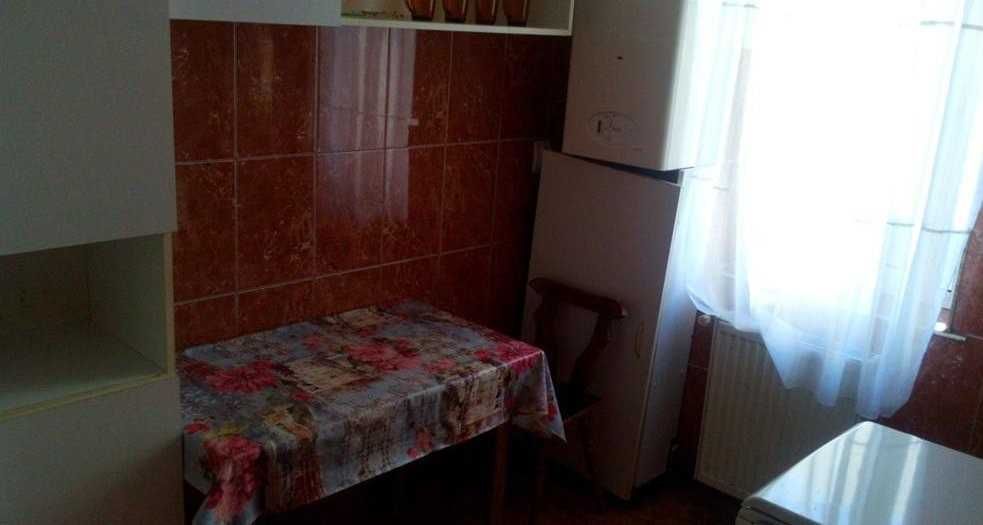 Garsoniera 3 camere de inchiriat in Ploiesti , langa UCECOM