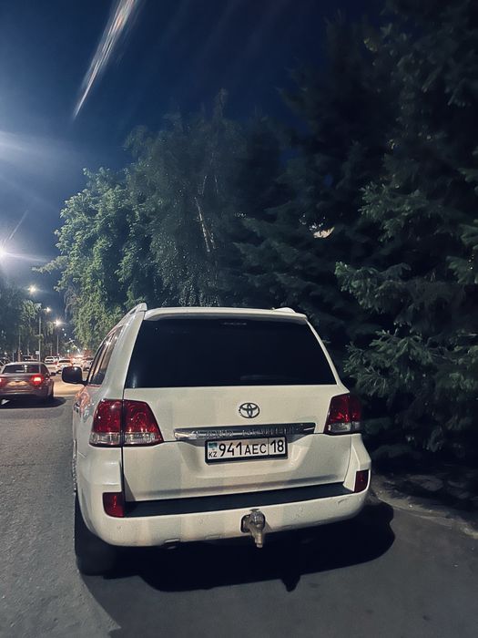 Продаю крузак 200