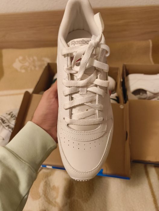 Нови маратонки Reebok classic номер 42 по етикет