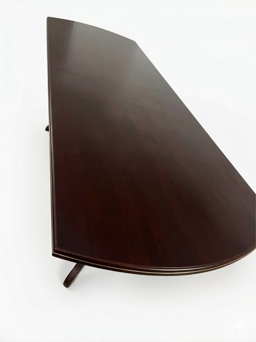 Деревянный стол 1шт