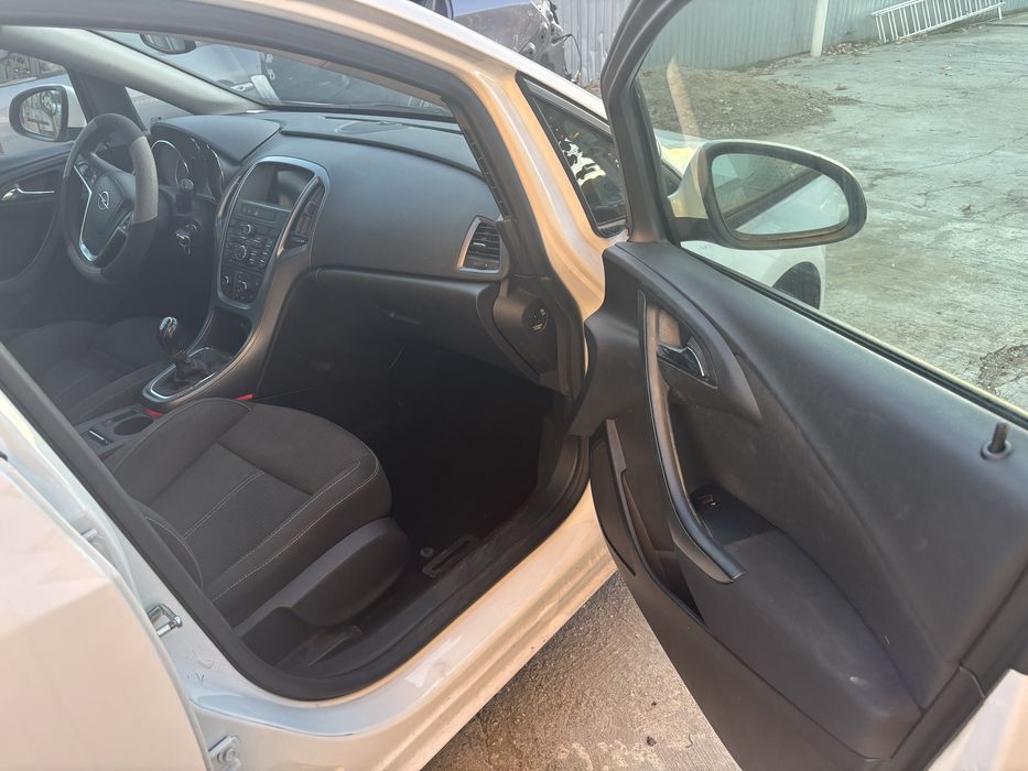 Ansamblu amortizor față cu arc si flanșă opel astra j facelift 2018
