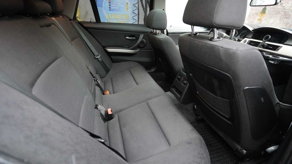 BMW Seria 320 xDrive 2011 | Webasto | Panoramic | Proprietar